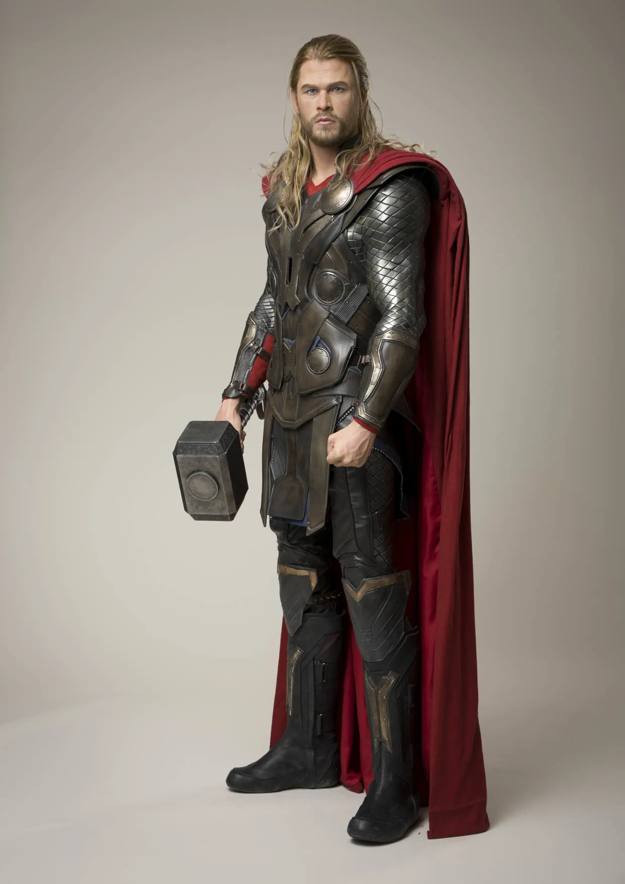 https://www.madametussauds.com/amsterdam/media/clfe2hzp/_dsc7120-chris-hemsworth-as-thor-mta-2016.jpg