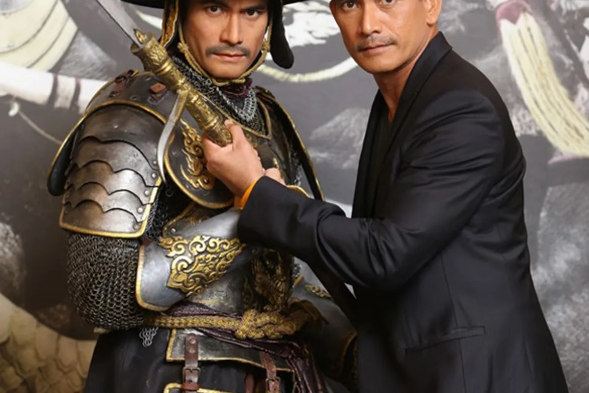 An old pencil drawing of Don Quixote and Sancho Panza sitting on their horses, by Wilhelm Marstrand.