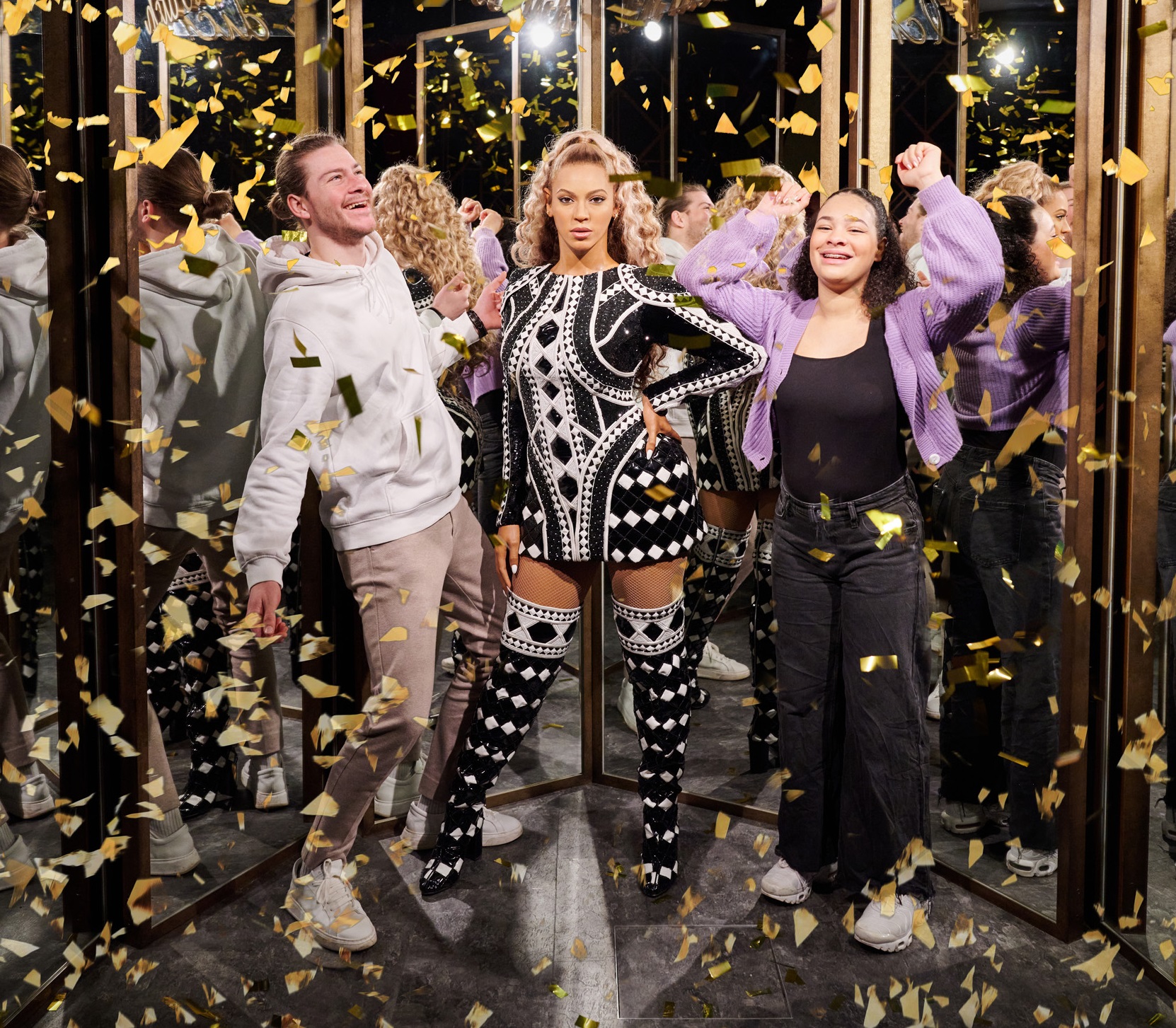 Meet the queen Beyoncé Knowles at Madame Tussauds Berlin