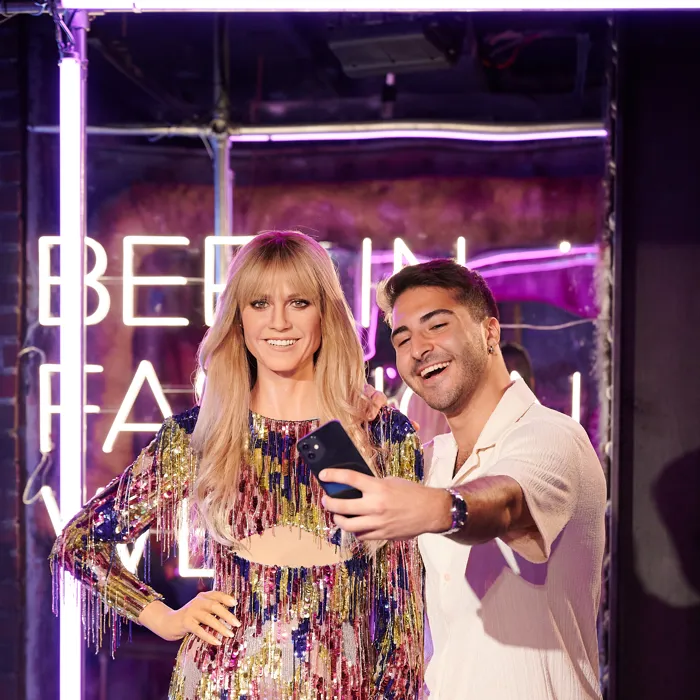 Topmodel Heidi Klum im Fashion-Bereich im Madame Tussauds Berlin.