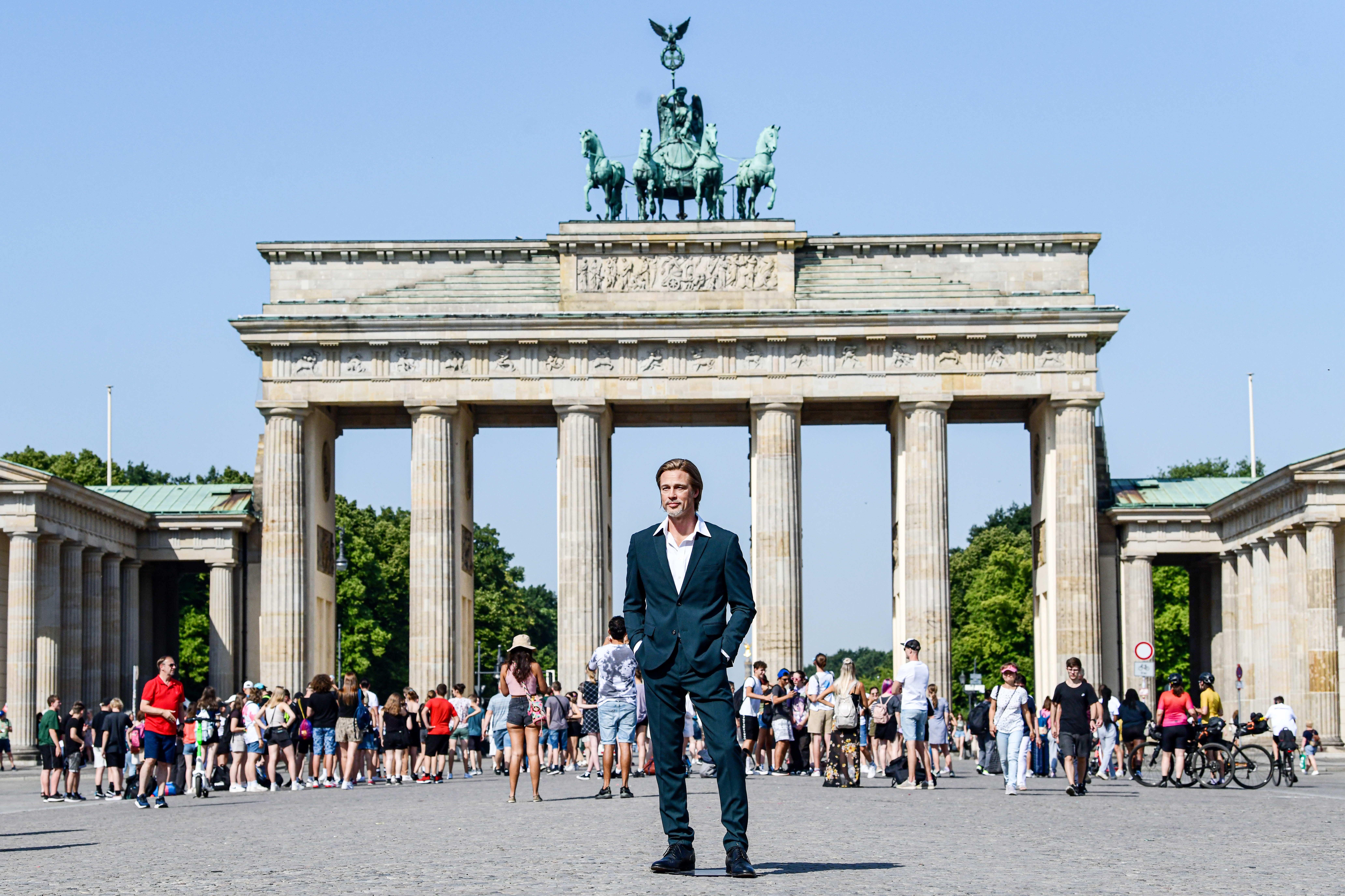 Brad Pitt vor dem Brandenburger Tor