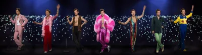 Sieben Wachsfiguren von Sänger Harry Styles wurden weltweit enthüllt. In Berlin ist Harry von Kopf bis Fuß "pretty in pink" gekleidet.