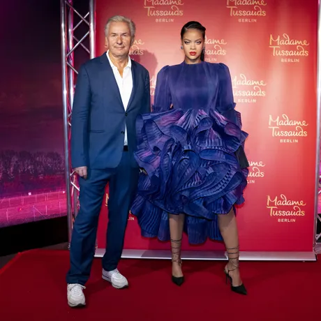 Klaus Wowereit enthüllt anlässlich des 15. Jubiläums von Madame Tussauds Berlin den neuen Bereich "Awards Party" und die brandneue Wachsfigur von Superstar Rihanna.