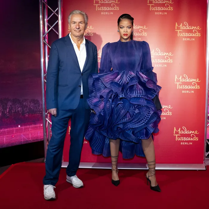 Klaus Wowereit enthüllt anlässlich des 15. Jubiläums von Madame Tussauds Berlin den neuen Bereich "Awards Party" und die brandneue Wachsfigur von Superstar Rihanna.