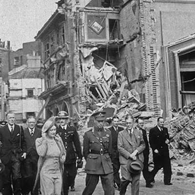 Madame Tussauds is struck by a German World War II bomb destroying 352 head moulds, and the cinema