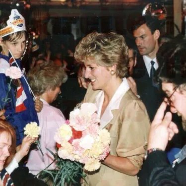 Princess Diana, Tower World Opening 1