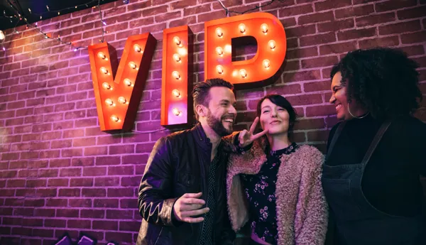 VIP (3)