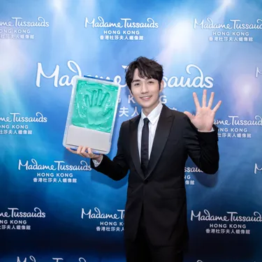 MTHK Zhu Yilong Sitting (9)