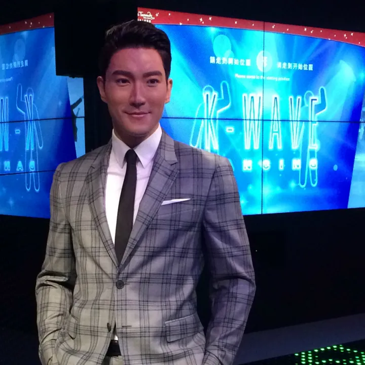 1920X1080 Siwon