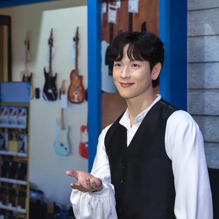 Yim Si Wan in Madame Tussauds Hong Kong.