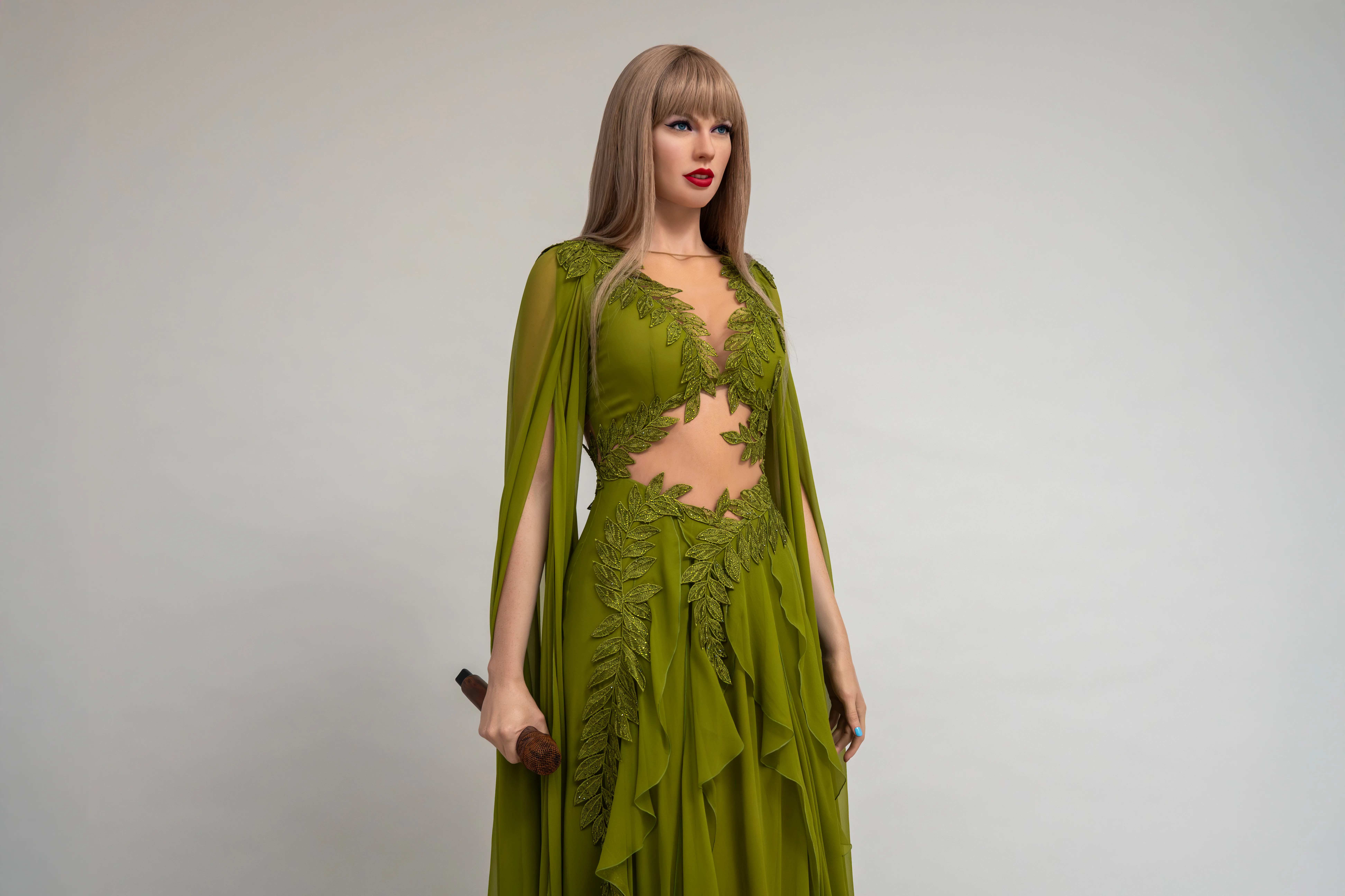 Mthong Kong New Taylor Swift Wax Figure (11)