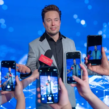 World's First Wax Figure of Elon Musk Unveiled in Hong Kong Partnered with Peak Tram to present “Morning Combo” to meet renowned entrepreneurs