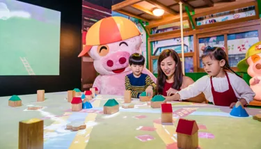 MTHK AW Mcdull Low Res