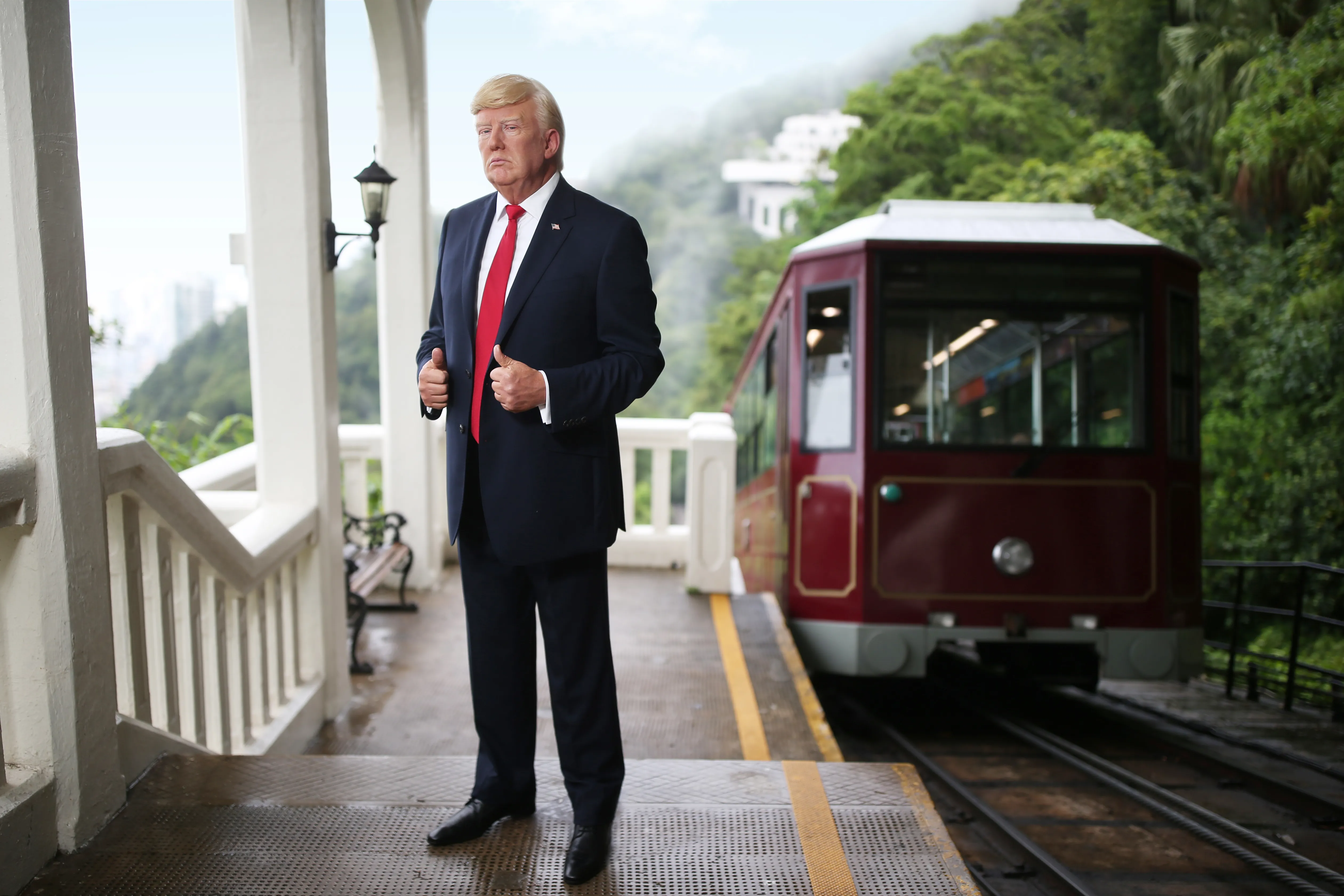 MTHK Donald Trump Visits HK (1)