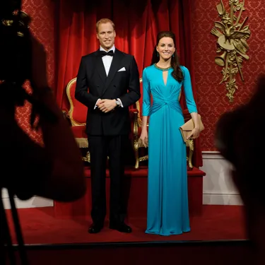 Photoshoot of Kate & William figures
