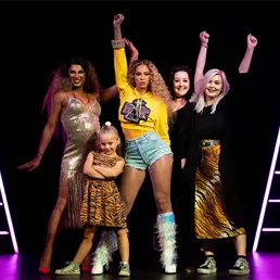 Fans with Beyonce's figure at Madame Tussauds London