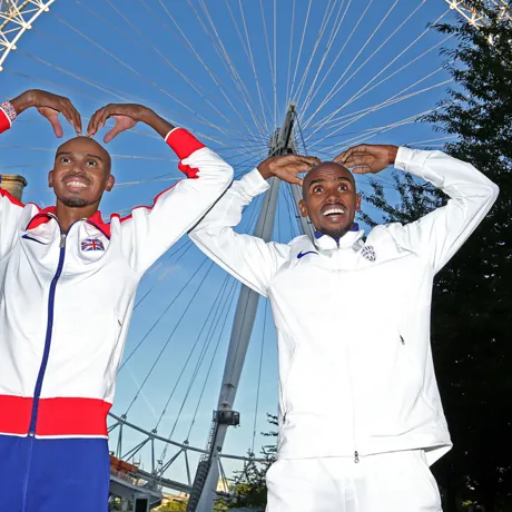 Mo Farah and his figure at London Eye