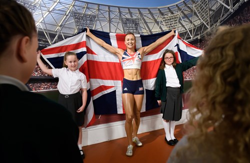 Students with Jessica Ennis Hill CBE's figure