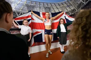 Students with Jessica Ennis Hill CBE's figure