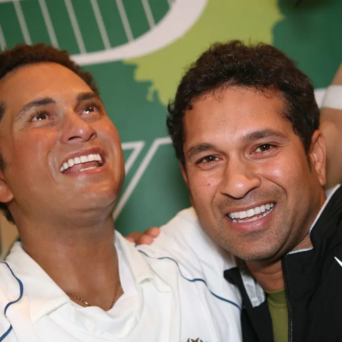 Sachin Tendulkar with his own figure