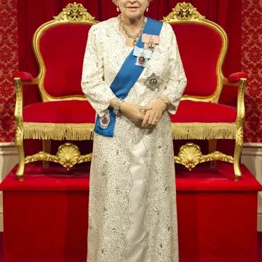Queen Elizabeth II | Madame Tussauds™ London