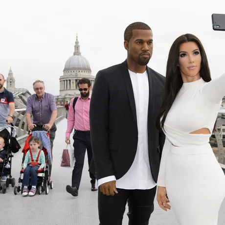 Kim Kayne on Millennium Bridge