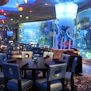 Aquarium Restaurant