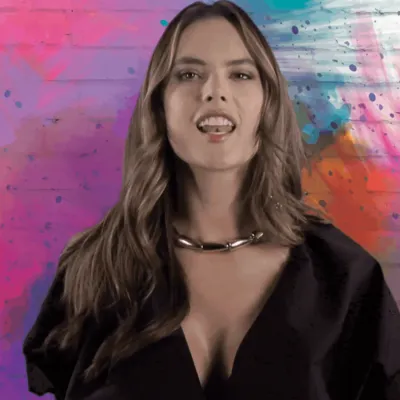 Alessandra Ambrosio Kiss