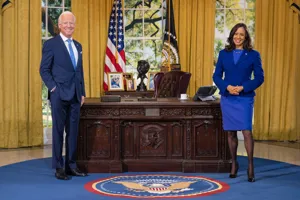 Wax figures of Biden and Kamala in the Oval Office.