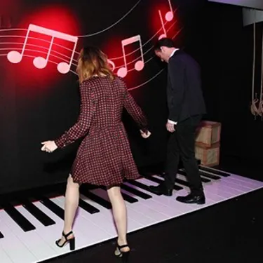 Play a lifesize piano at Madame Tussauds NY.