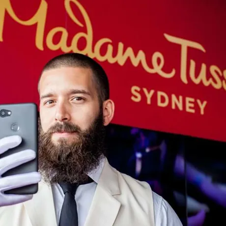 Selfie Butler News