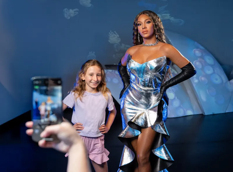 Beyonce With Guest 800X590