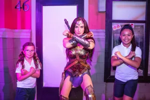 MERLIN SCHOOL 66 Wonderwoman