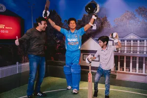 Dad And Kid With Sachin Tendulkar