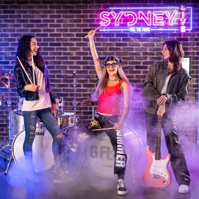 Guests with G Flip at Madame Tussauds