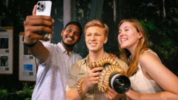 Guests Taking A Selfie With Robert Irwin 630X390