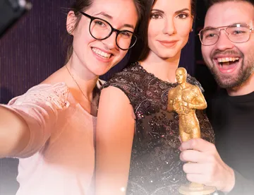 Posiere mit Hollywoodstar Sandra Bullock im Madame Tussauds™ Wien