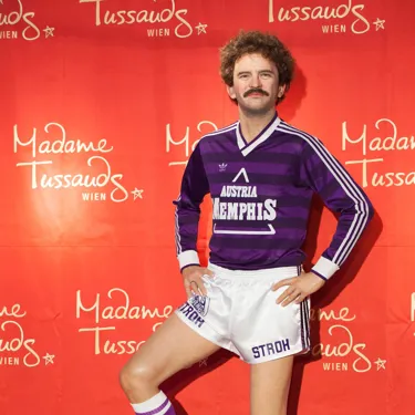 Fußballspieler Herbert Prohaska im Madame Tussauds™ Wien