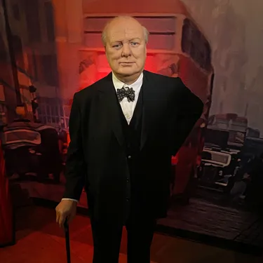 Triff Ex-Premierminister Winston Churchill im Madame Tussauds™ Wien