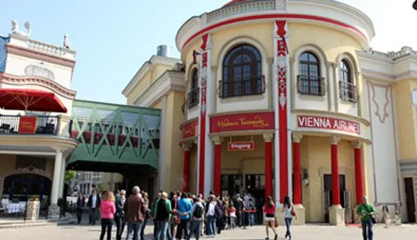 Eingang des Madame Tussauds™ Wien